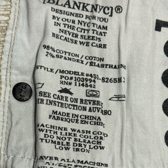 BLANKNYC Designer Denim Jean Shorts Beachy Raw Hem Womens Sz 30 Light Wash - Picture 7 of 9